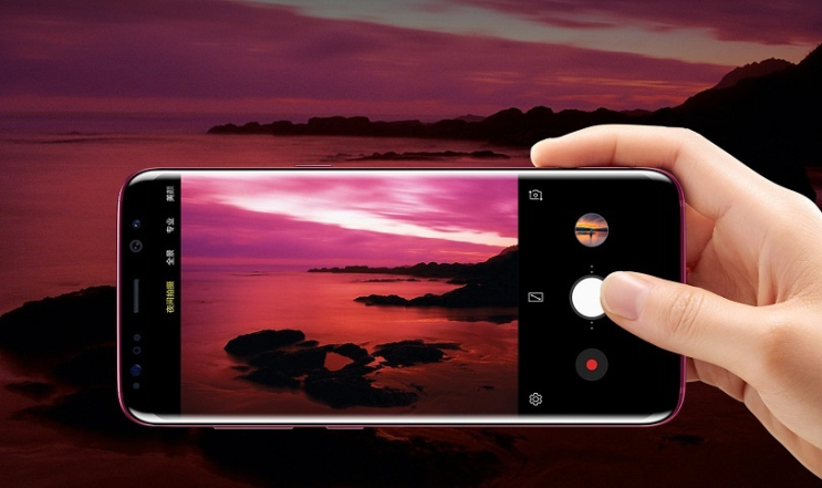 סמסונג מכריזה על Galaxy S Lite Luxury